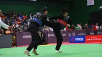 Pertarungan cabang olahraga pencak silat di PON Bela Diri Kudus 2025. (Bola.com/Bakti Olahraga Djarum Foundation)