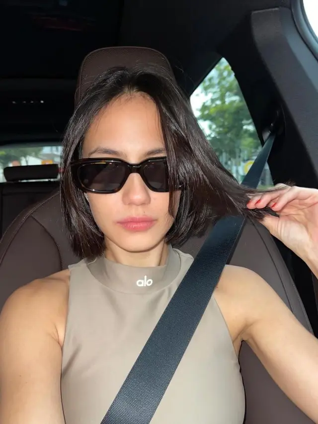 Pevita Pearce memotong rambutnya menjadi pendek