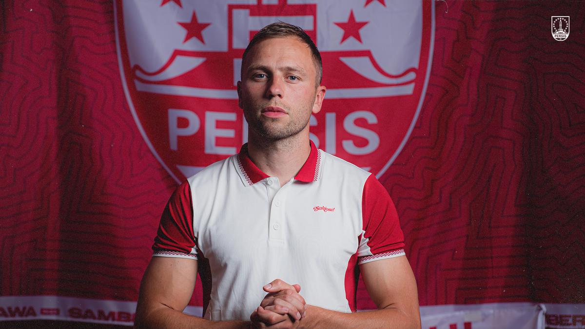 Persis Solo Resmi Datangkan Bek Tengah Jebolan Akademi Ajax Amsterdam