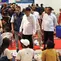 Menhub Dudy Purwagandhi meninjau langsung proses evakuasi penumpang KM Mutiara Sentosa II terbakar di perairan utara Sumenep, Jawa Timur, Minggu (2/8/2026) malam. (Foto: dok. Kemenhub)