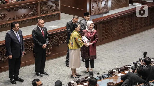 Rapat paripurna HUT DPR RI