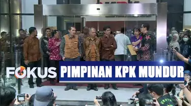 3 pimpinan KPK menyatakan mundur. Hal ini disampaikan Ketua KPK Agus Rahardjo setelah mengetahui Firli Bahuri terpilih jadi pemimpin baru.