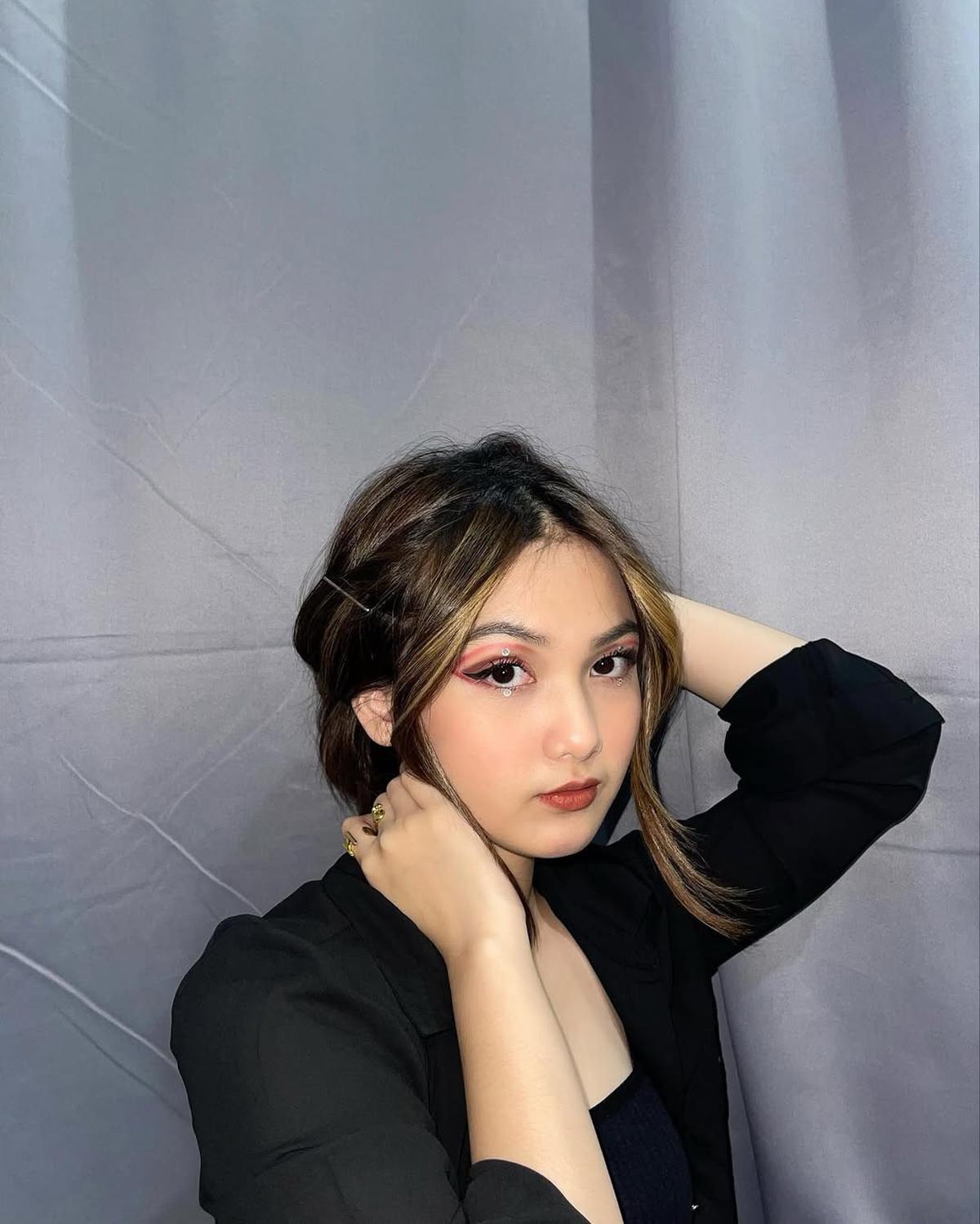 Potret Cantik Aisyah Aqilah, Pemeran Utama di Serial 'AKU TAK MEMBENCI HUJAN'