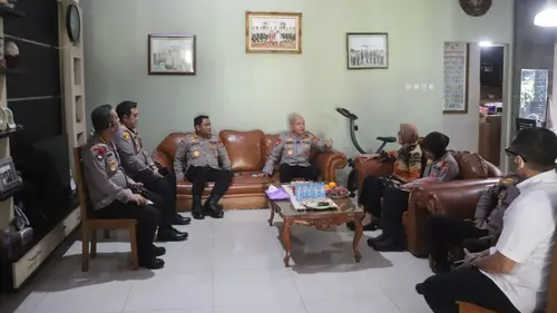 Brigjen Pol Rumiah, kapolda perempuan pertama dan satu-satunya di Indonesia
