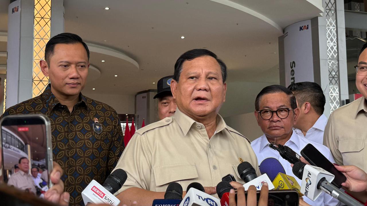 Prabowo Ajak Masyarakat untuk Hormati Semua yang Berjasa untuk Negara, Termasuk Jokowi