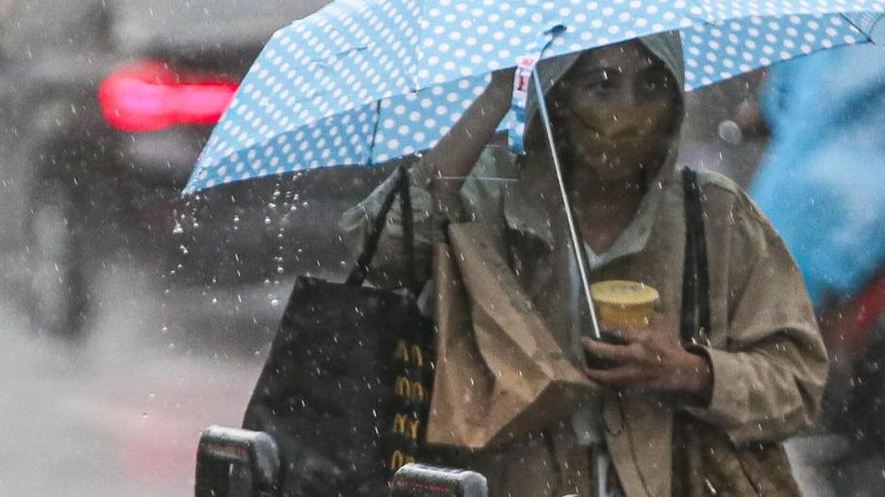 BMKG: Waspada Hujan Lebat Disertai Petir Landa Jakarta hingga Papua Selama Sepekan ke Depan