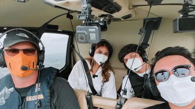 6 Momen Aurel Hermansyah Naik Helikopter, Dapat Kejutan Romantis Dari Atta Halilintar. (Sumber: Instagram/attahalilintar dan Instagram/aurelie.hermansyah)