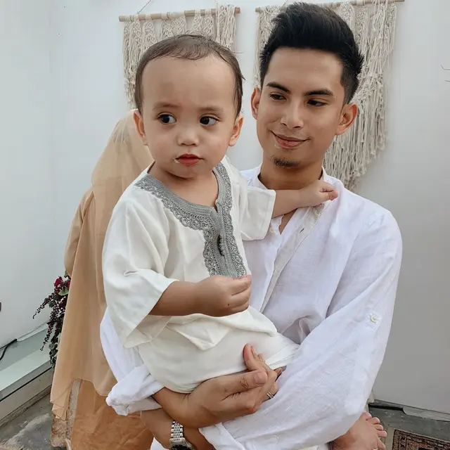 Masih Balita, 6 Potret Anak Seleb Tanah Air saat Pakai Baju Koko Ini Bikin Gemas