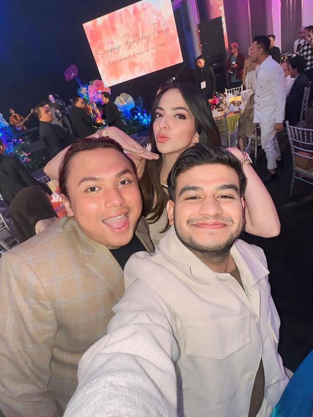 6 Potret Nia Ramadhani di Pesta Ultah Raffi dan Nagita, Wajahnya Dipuji Tak Menua