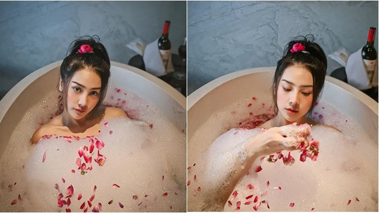 7 Momen Anya Geraldine Mandi Kembang Ini Curi Perhatian