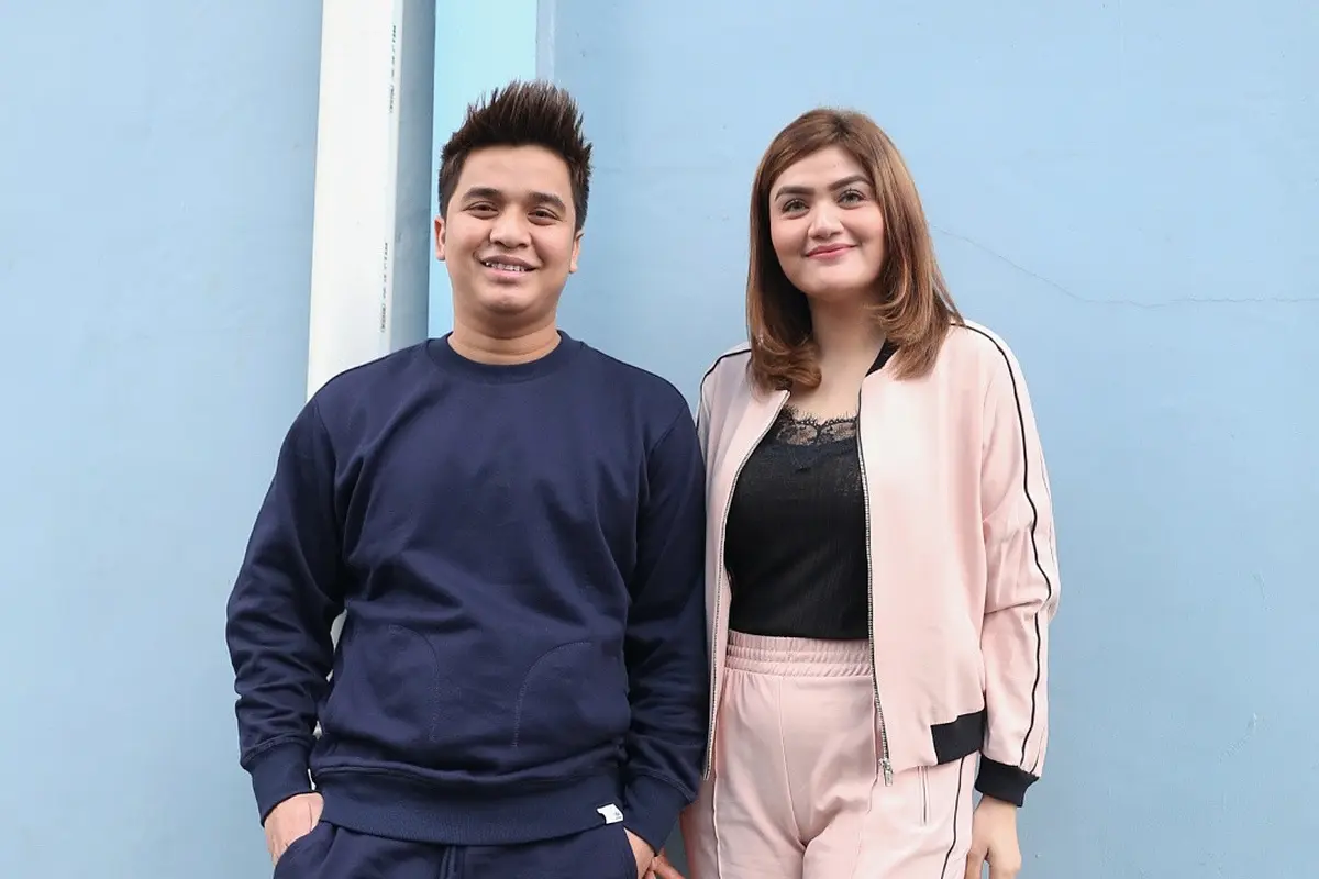 [Bintang] Billy Syahputra dan Hilda Vitria