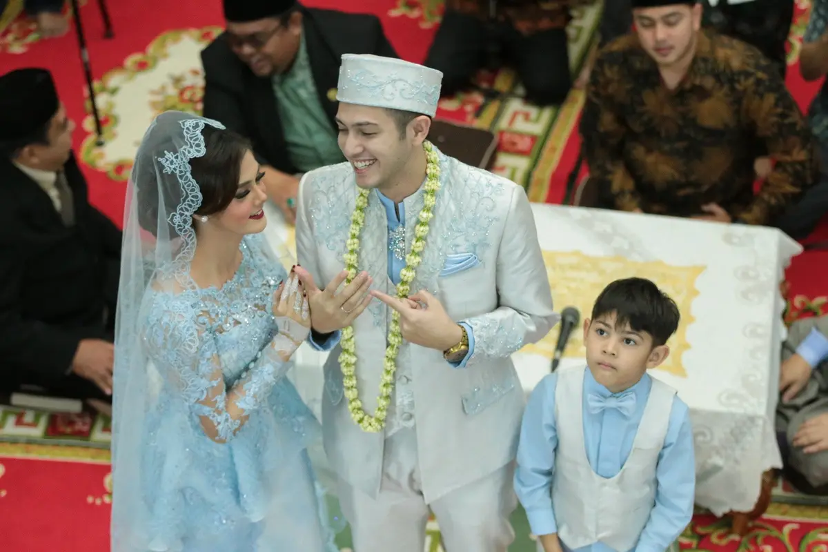 [Bintang] Rifky Balweel dan Biby Alraen