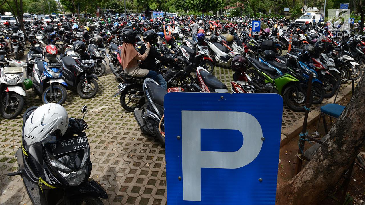 Pemprov DKI Berencana Naikan Tarif Layanan Parkir