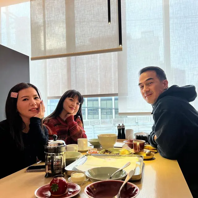 Julie dan Joe Taslim dan Raline Shah. (Instagram/ ralineshah)