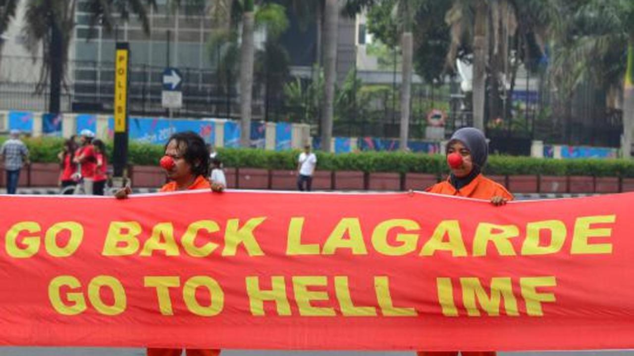Demo tolak kedatangan IMF ke Jakarta