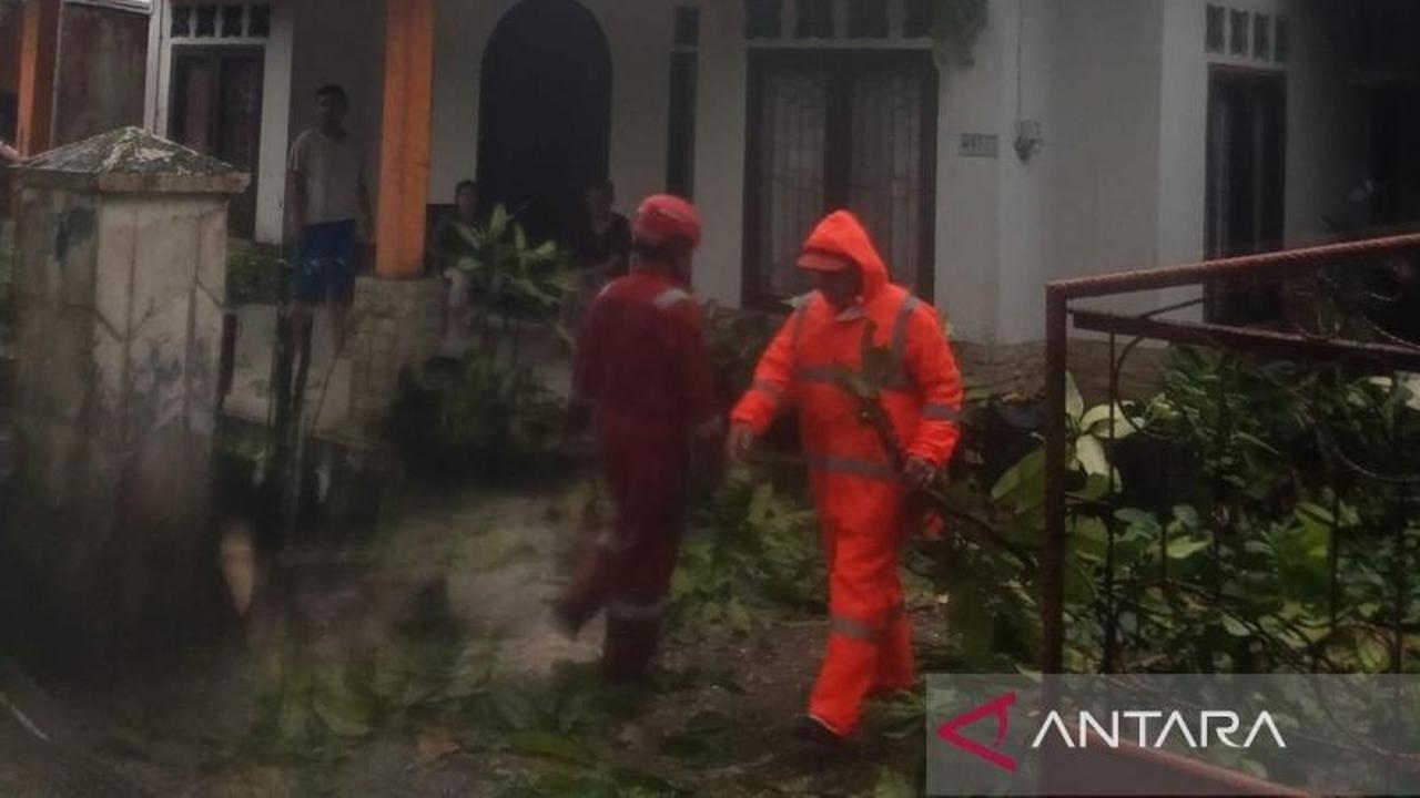 BMKG Peringatkan Potensi Hujan Ekstrem di Bangka Barat, Warga Diminta Waspada