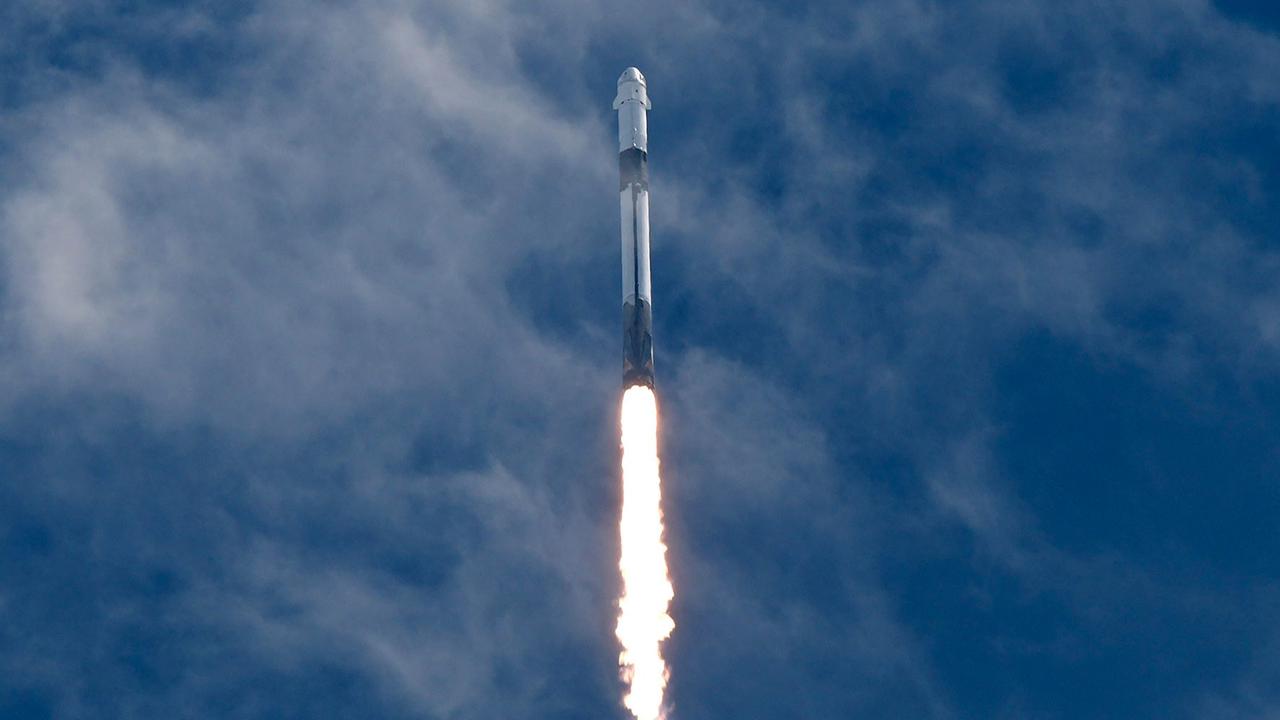 FOTO: Empat Astronaut Diterbangkan NASA dan SpaceX untuk Misi 6 Bulan di Stasiun Luar Angkasa
