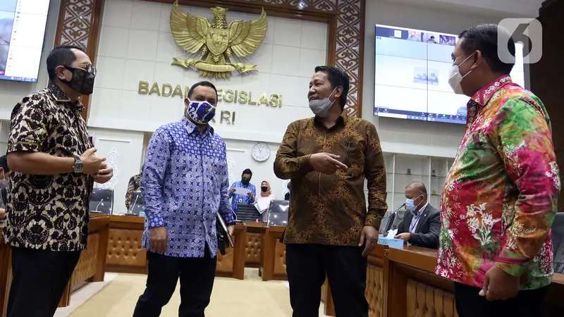 Baleg DPR Bahas RUU Cipta Kerja