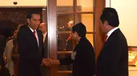 Presiden Joko Widodo tiba di Bandar Udara Internasional Palm Springs, California, Amerika Serikat untuk hadiri KTT ASEAN-US (Sumber: Setpres)