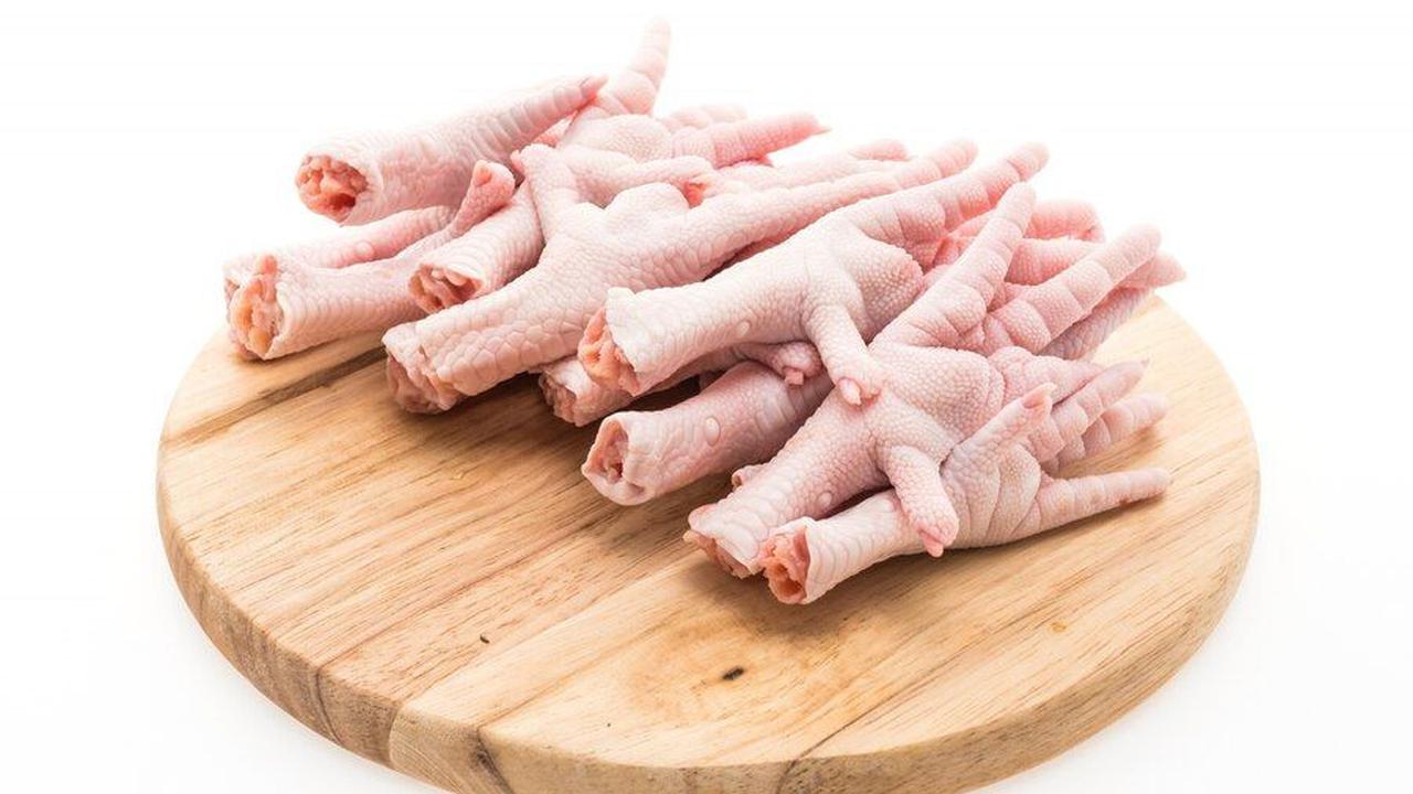 5. Menggunakan Presto untuk Mengolah Ceker Ayam
