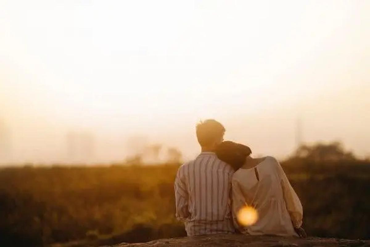 Tanda Orang Introvert dengan Kecerdasan Sosial yang Tinggi