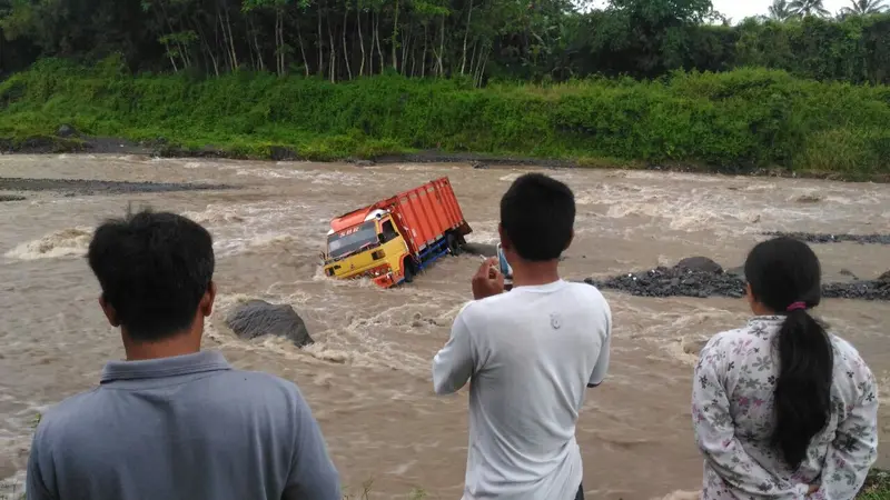 Banjir Lahar Dingin Merapi