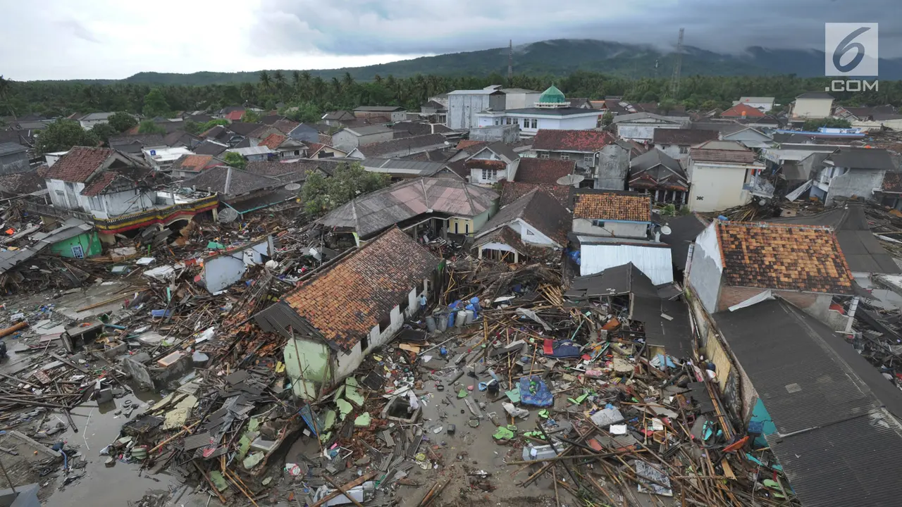 Pandangan Udara Kerusakan Terparah Akibat Tsunami Selat Sunda
