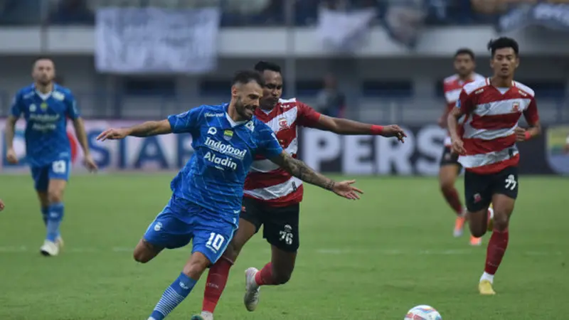 Tyronne del Pino Ramos Persib