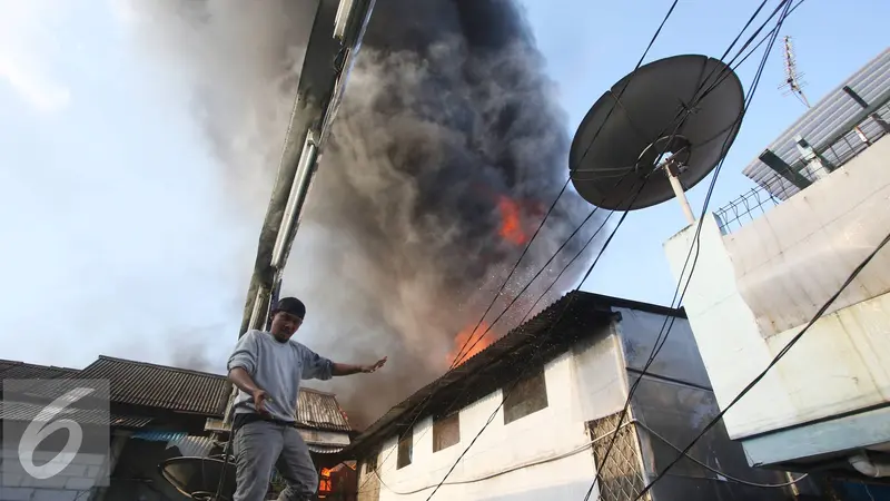 20160905-Kebakaran Tanah Abang-Jakarta- Immanuel Antonius