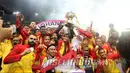 Andik Vermansah berhasil membawa Selangor FA menjuarai Piala Malaysia untuk ke-33 kalinya seusai mengalahkan Kedah FA dengan skor 2-0 dalam laga final, di Stadion Shah Alam, Selangor, Sabtu (12/12/2015). (Instagram/Faselangor.my)