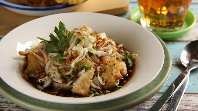 kupat tahu Pacitan