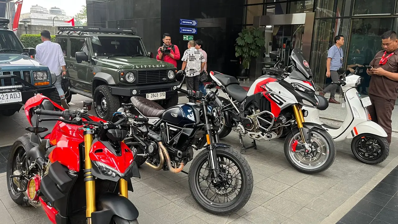 Barang Bukti OTT KPK Wamenaker Immanuel Ebenezer.