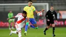 Brasil menurunkan skuad terbaiknya. Pelatih Fernando Diniz Silva memainkan Casemiro, Bruno Guimaraes, Neymar, Rodrygo, hingga Richarlison pada lini depan. (AP Photo/Martin Mejia)