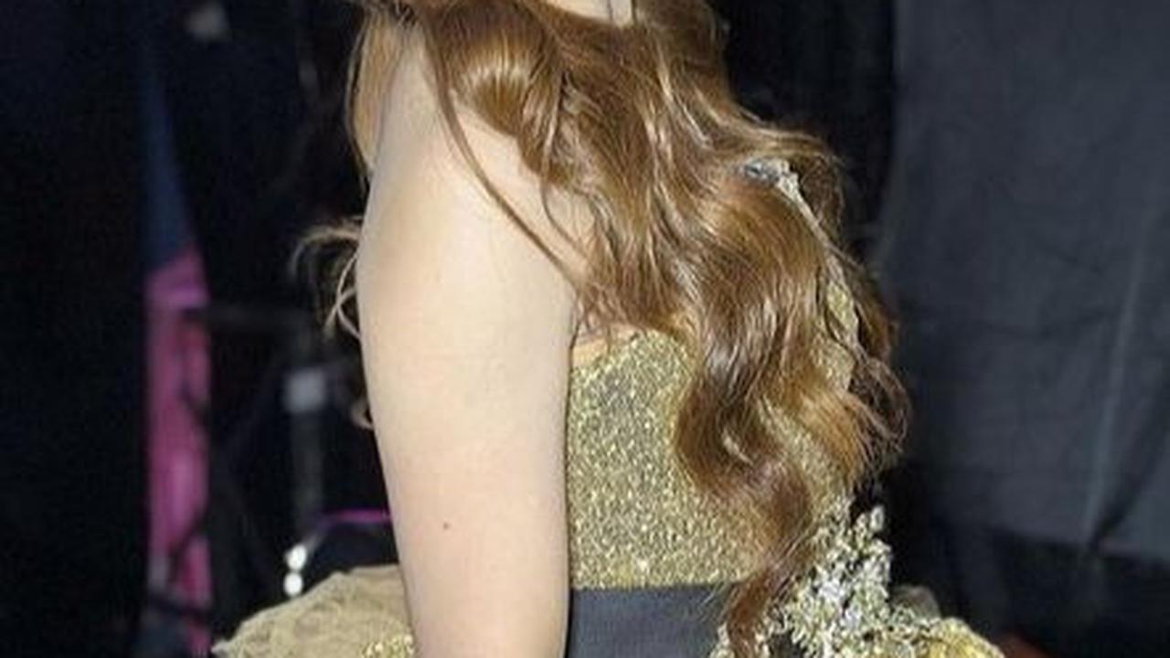 Potret Cantik Lady Rara saat Tampil di Malam Kemenangan D'Academy 6, Penampilannya Bikin Salfok