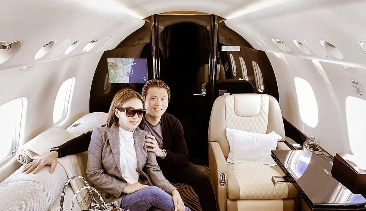 Syahrini dan Reino Barack (Instagram/princessyahrini)