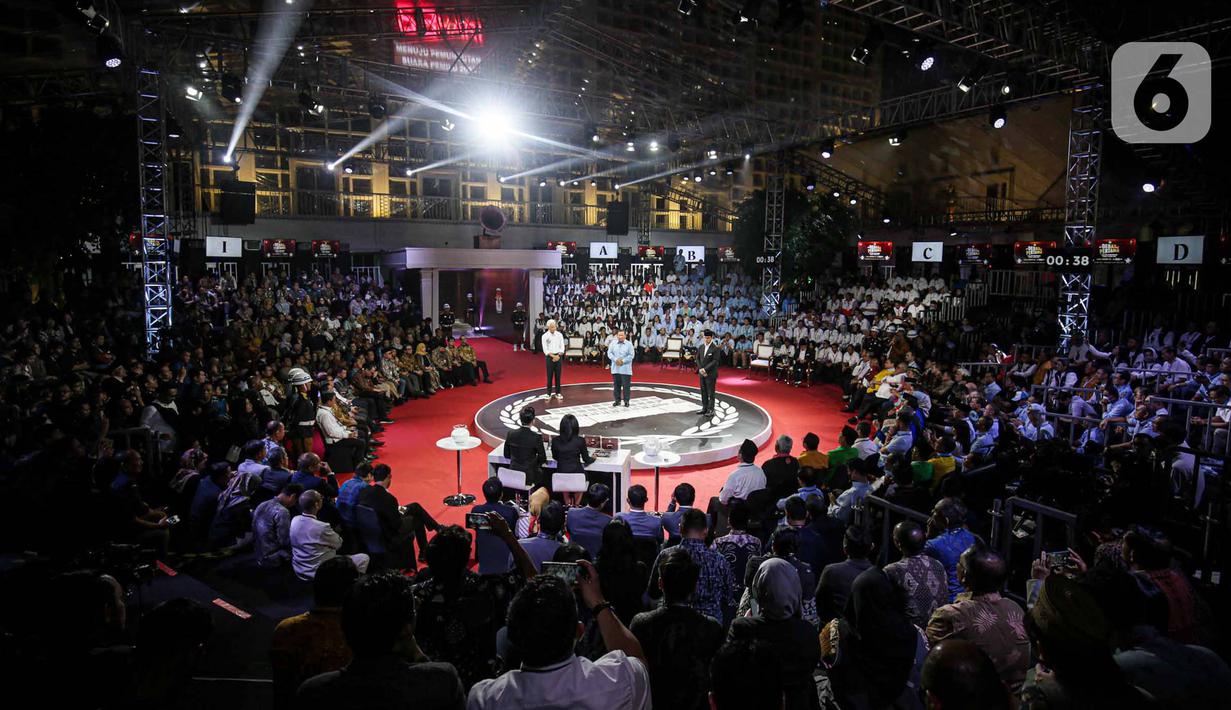 Ini menjadi kali pertama ketiga Calon Presiden memaparkan secara langsung visi dan misi mereka. (Liputan6.com/Faizal Fanani)