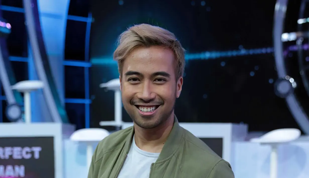 Mengenai pemilihan warna rambutnya, Vidi yang akan meluncurkan single baru berjudul Definisi Bahagia berharap, warna rambut bisa bersinergi dengan album barunya. (Deki Prayoga/Bintang.com)