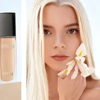 Dior dengan kampanye That is More Radiant Than Ever menciptakan kesempurnaan dua hasil yang berbeda. (Doc/Dior)