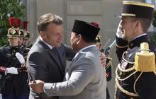 Tiba di Istana Elysee, Presiden Prabowo Disambut Presiden Macron