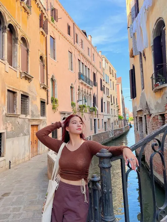 <p>Potret Cassandra Lee liburan di Eropa (foto: instagram cassandraslee)</p>