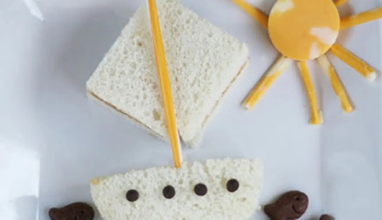 10 Ide Membuat Bekal Sandwich Kreatif Photo