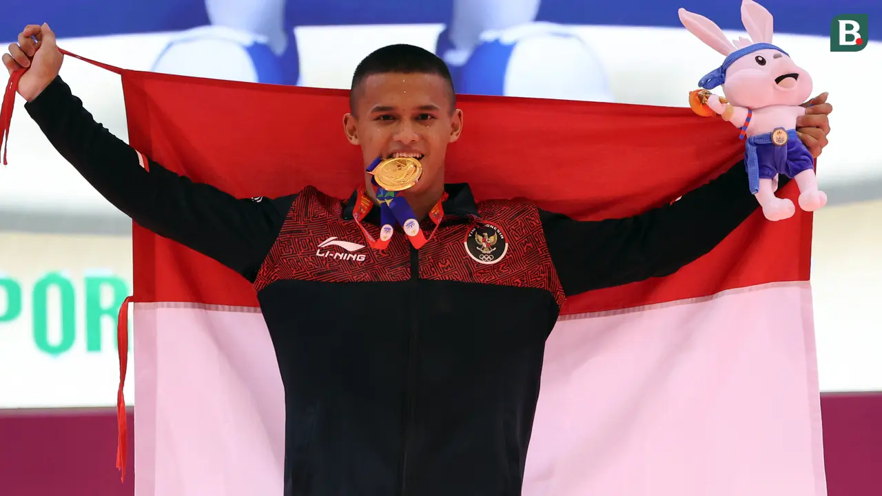 Foto: Otot Kuat Rizki Juniansyah Tambah Medali Emas untuk Indonesia dari Angkat Besi SEA Games 2023