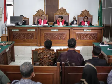 Suasana sidang lanjutan terkait Akta dan SK Pendirian Partai Gerindra dan SK penunjukan para pengurus BPN Prabowo-Sandiaga Uno di PN Jakarta Selatan, Selasa (19/3). Sidang tersebut ditunda kembali hingga minggu depan. (Liputan6.com/Faizal Fanani)
