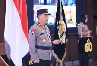 Pada periode ini, sebanyak 41.578 personel Polri memperoleh kenaikan pangkat.