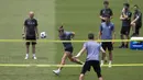 Pemain Real Madrid, Gareth Bale, saat mengikuti sesi latihan jelang laga final Liga Champions di Madrid, Spanyol (30/05/3017). Di laga final nanti Real Madrid akan berhadapan dengan Juventus. (AP/Paul White) 