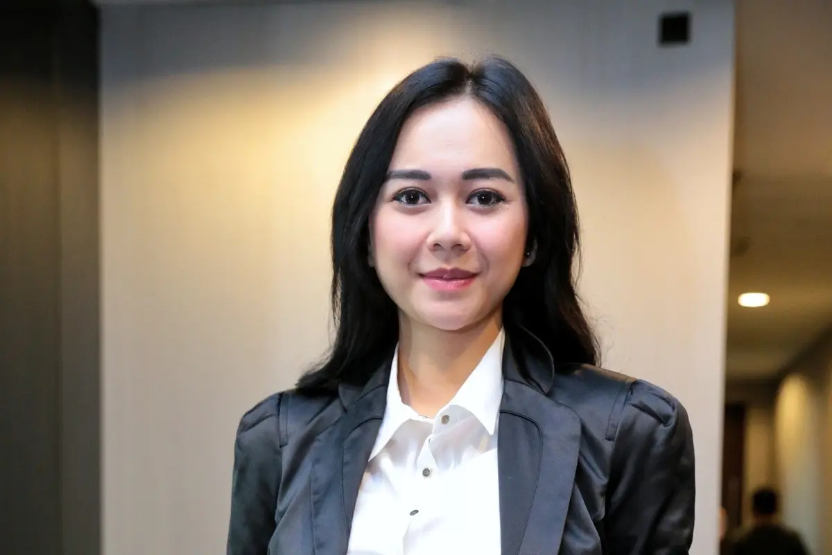 [Bintang] Aura Kasih