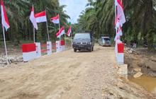 TNI Tuntaskan Jembatan Armco di Tapanuli Selatan, Akses Warga Kembali Pulih