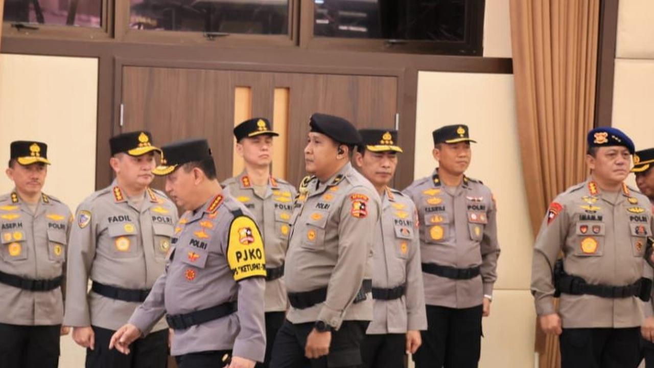 Kapolri Pimpin Kenaikan 38 Perwira Tinggi