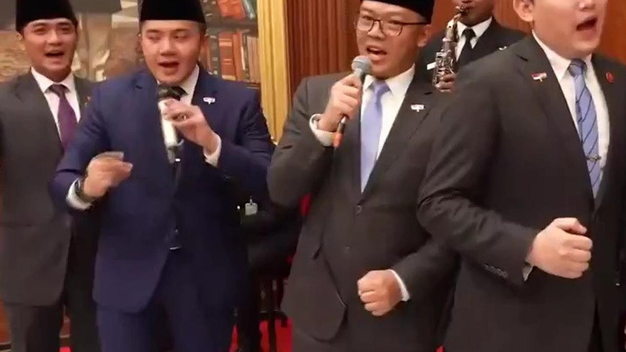 mayor teddy hingga menlu sugiono nyanyi kuch kuch hota hai