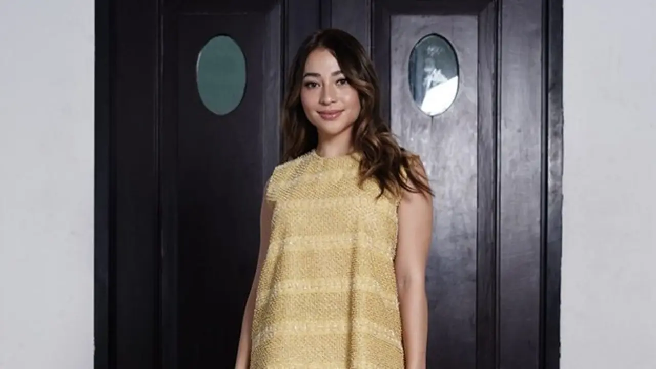 6 Pesona Nikita Willy di Fashion Show Sapto Djojokartiko, Tampil Menawan
